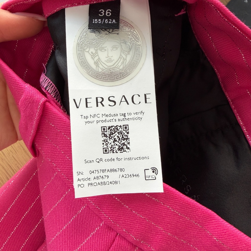 Pink Versace Pants with silver stitching - Picture 7 of 7